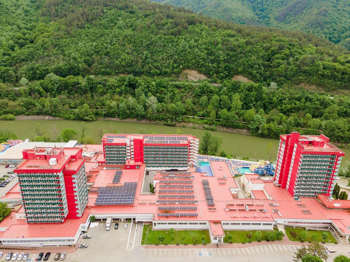Complex Balnear Cozia Hotel Călimăneşti Exterior foto