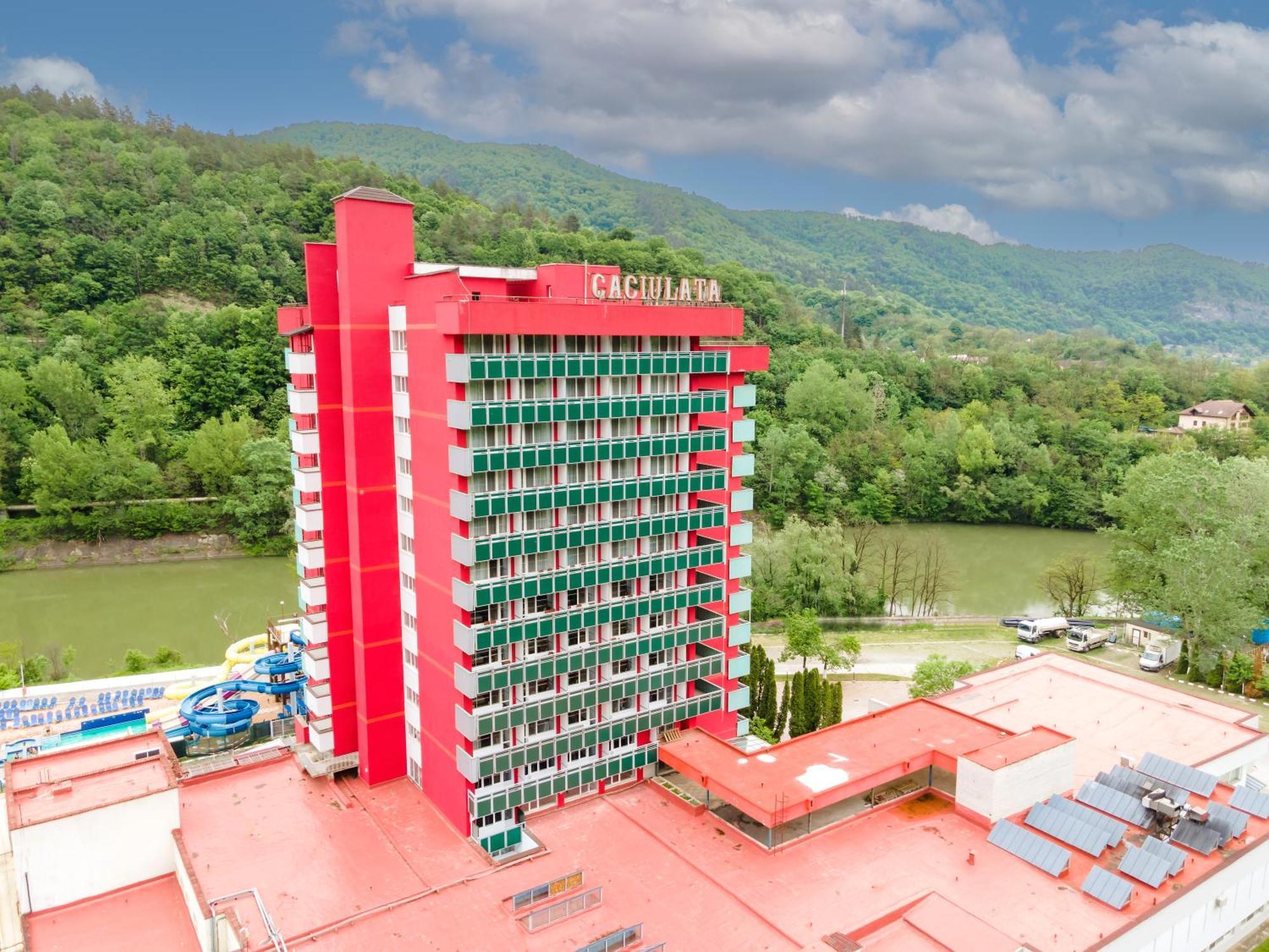 Complex Balnear Cozia Hotel Călimăneşti Exterior foto