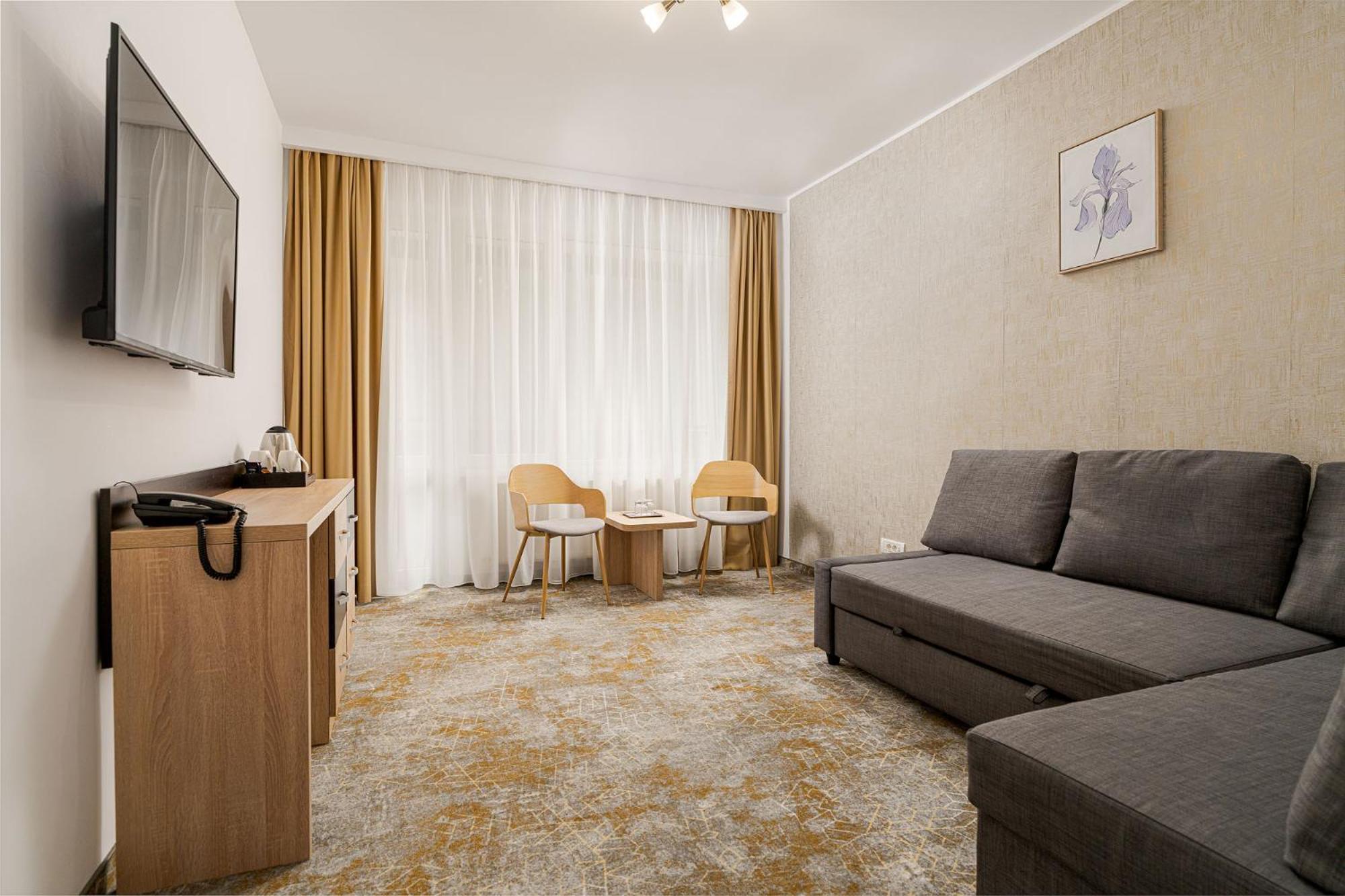 Complex Balnear Cozia Hotel Călimăneşti Exterior foto