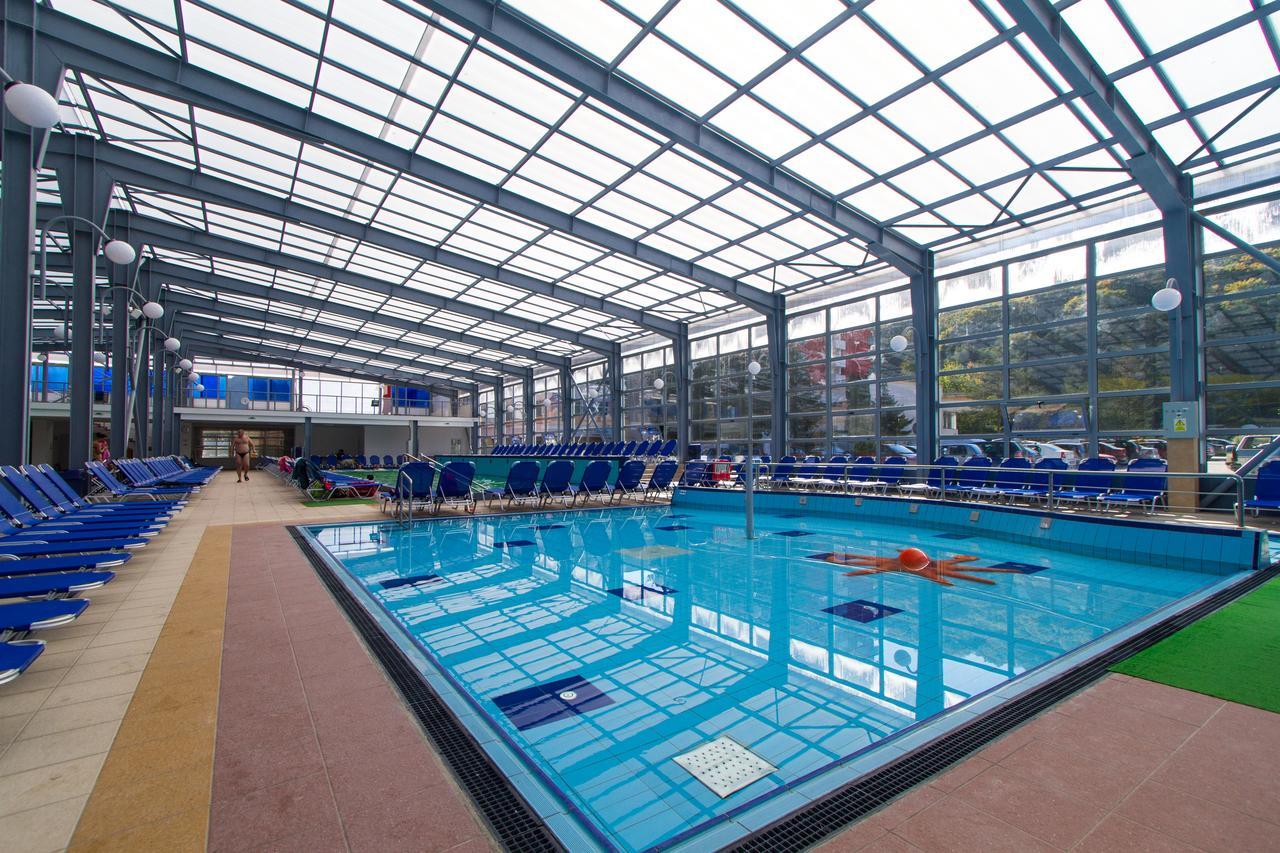 Complex Balnear Cozia Hotel Călimăneşti Exterior foto